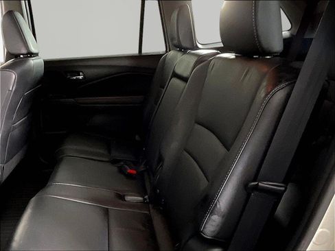 Used 2017 Honda Pilot EX-L image 22