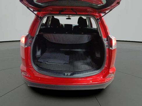 Used 2016 Toyota RAV4 LE image 25
