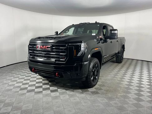 Used 2025 GMC Sierra 3500 AT4 w/ AT4 Premium Plus Package image 3
