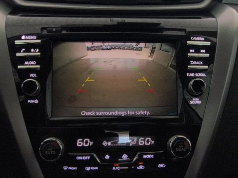 Used 2022 Nissan Murano SV w/ SV Midnight Edition Package FWD image 17