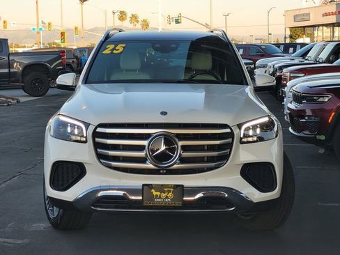 Used 2025 Mercedes-Benz GLS 450 GLS 450 image 2