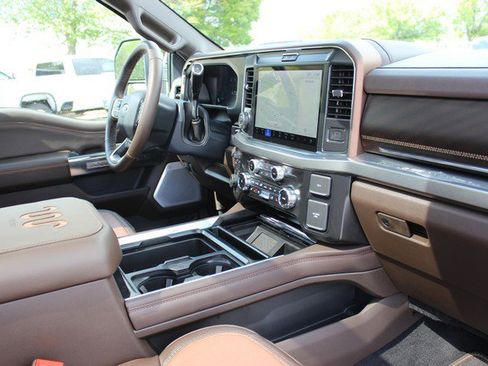 Used 2026 Ford F450 King Ranch w/ FX4 Off-Road Package AWD/4WD image 21