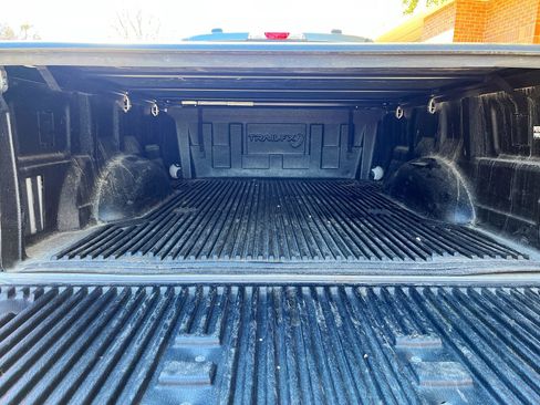 Used 2022 Ford F150 XLT AWD/4WD image 24