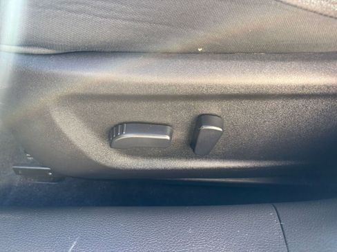 Used 2025 Nissan Altima 2.5 SV image 23