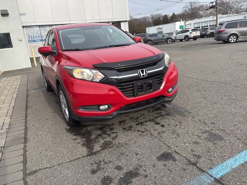 Used 2016 Honda HR-V EX image 3