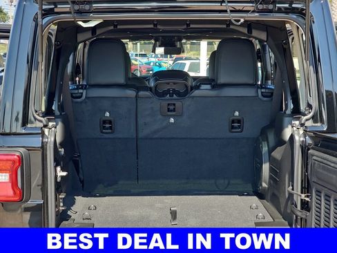 New 2026 Jeep Wrangler Unlimited Rubicon AWD/4WD image 13
