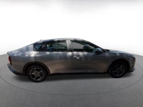 Used 2025 Kia K4 FWD image 16