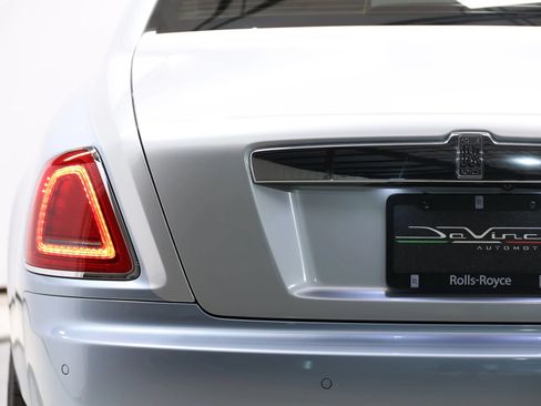 Used 2017 Rolls-Royce Ghost RWD image 76