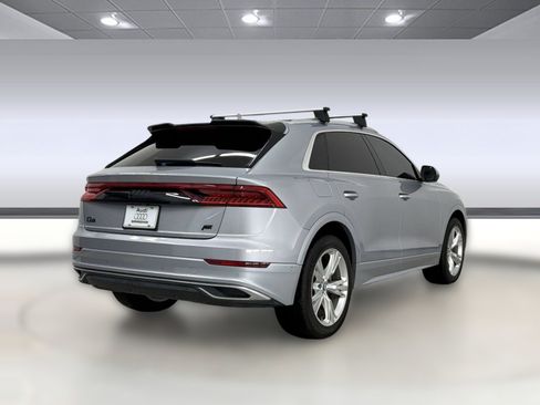 Used 2020 Audi Q8 Prestige w/ Prestige Package AWD/4WD image 9