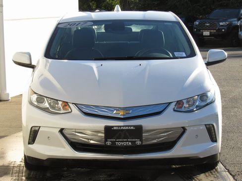 Used 2017 Chevrolet Volt Premier w/ Driver Confidence II Package image 3