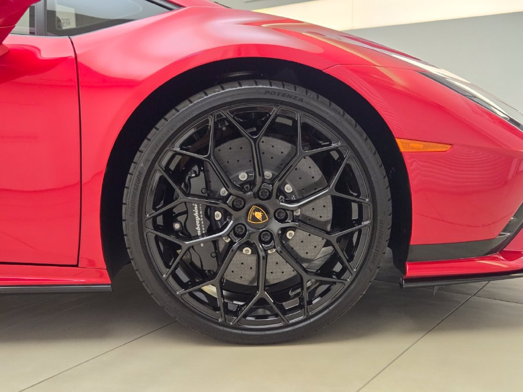 Used 2023 Lamborghini Huracan Tecnica RWD image 7