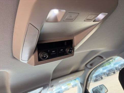 Used 2016 Chevrolet Suburban LS image 11