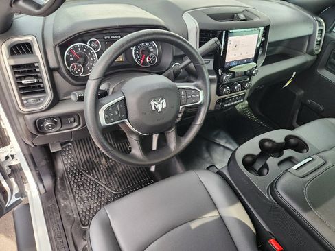 New 2025 RAM 2500 Tradesman w/ Chrome Appearance Group image 18
