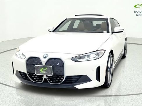 Used 2023 BMW i4 eDrive35 w/ Premium Package RWD image 3