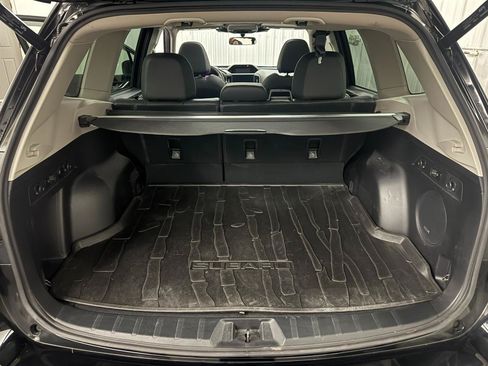 Used 2022 Subaru Forester Touring AWD/4WD image 9