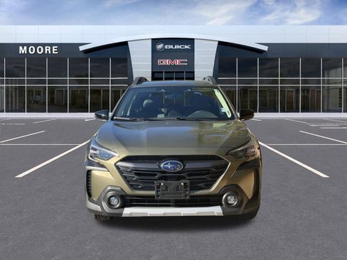 Used 2025 Subaru Outback Limited image 8