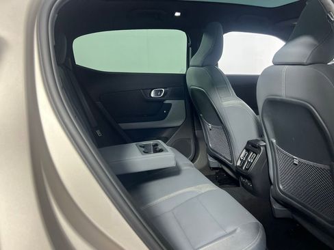 Used 2023 Polestar Polestar 2 Long Range Single Motor w/ Pilot Pack image 28