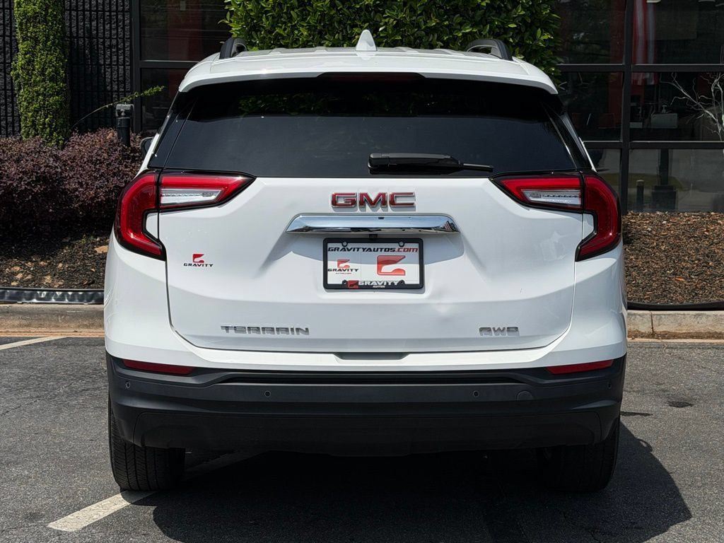 Used 2023 GMC Terrain SLE w/ Driver Convenience Package AWD/4WD image 14
