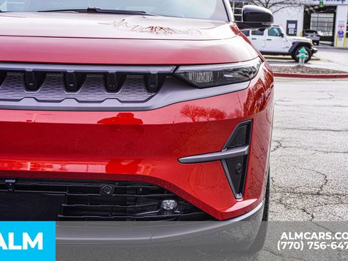 Used 2025 Jeep Wagoneer S Limited image 18