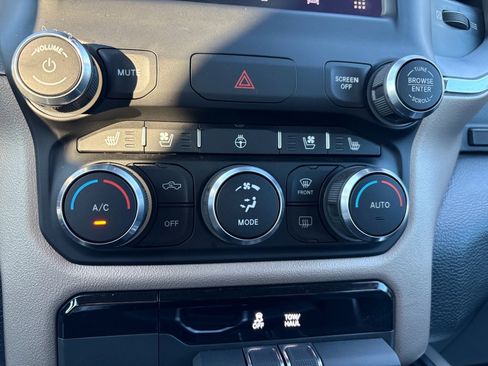 Used 2022 RAM 1500 Laramie image 19