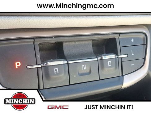 Used 2022 GMC Terrain Denali image 16