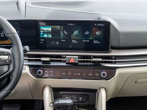 New 2026 Kia Sportage EX FWD image 22