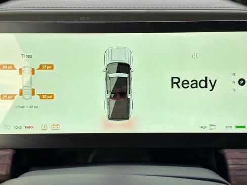 Used 2022 Rivian R1T Adventure image 28