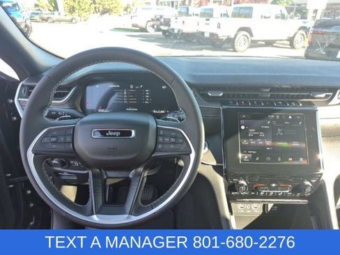 New 2026 Jeep Grand Cherokee Laredo AWD/4WD image 31