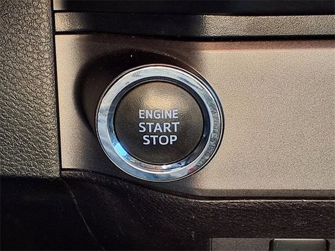 Used 2021 Toyota Tacoma TRD Sport image 17