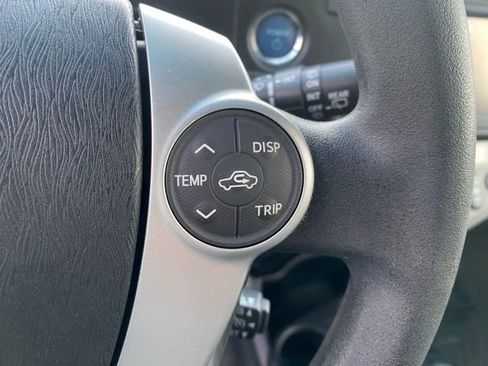 Used 2014 Toyota Prius C Three image 19