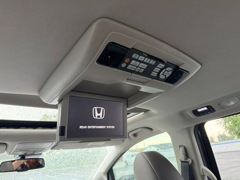 Used 2017 Honda Odyssey EX-L image 35