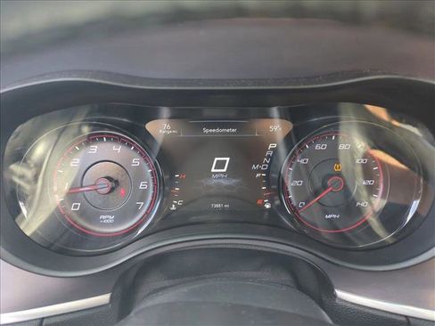 Used 2021 Dodge Charger SXT w/ Blacktop Package image 9