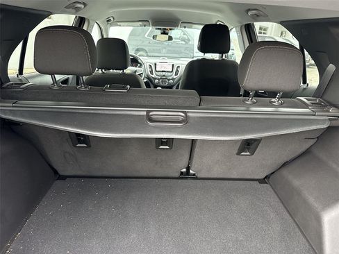 Used 2023 Chevrolet Equinox LT FWD image 23