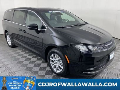 New 2025 Chrysler Voyager LX
