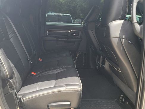 Used 2022 RAM 2500 Limited AWD/4WD image 18