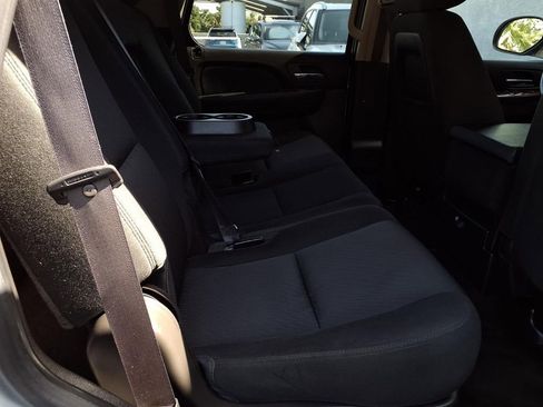 Used 2013 Chevrolet Tahoe LS w/ Convenience Package RWD image 21