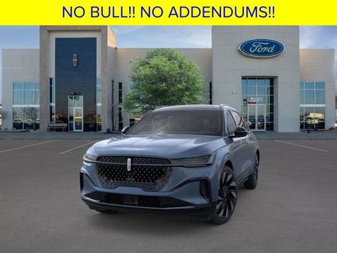 New 2026 Lincoln Nautilus Reserve image 2