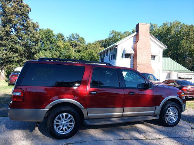 Used 2014 Ford Expedition EL XLT w/ Equipment Group 202A AWD/4WD image 5