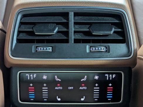 Used 2021 Audi A6 Premium Plus image 24