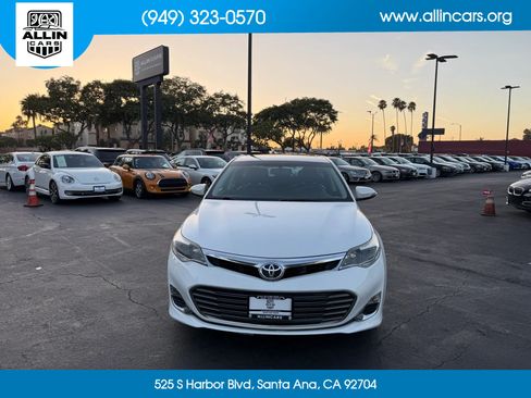 Used 2015 Toyota Avalon XLE Premium FWD image 2