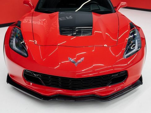 Used 2019 Chevrolet Corvette Grand Sport RWD image 6