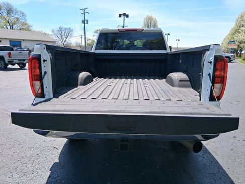 Used 2025 GMC Sierra 3500 SLE AWD/4WD image 5