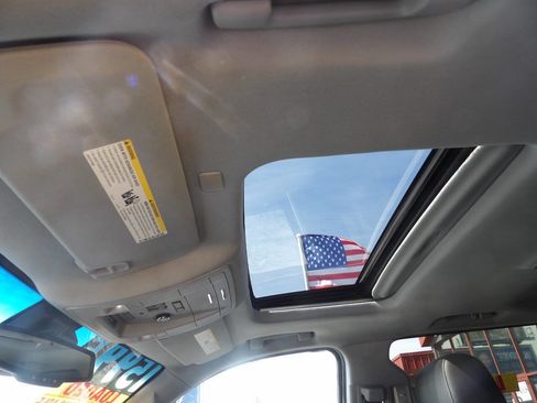 Used 2018 Chevrolet Suburban LT w/ Max Trailering Package image 21