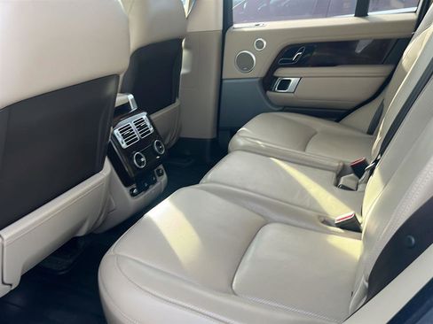 Used 2018 Land Rover Range Rover Supercharged image 7