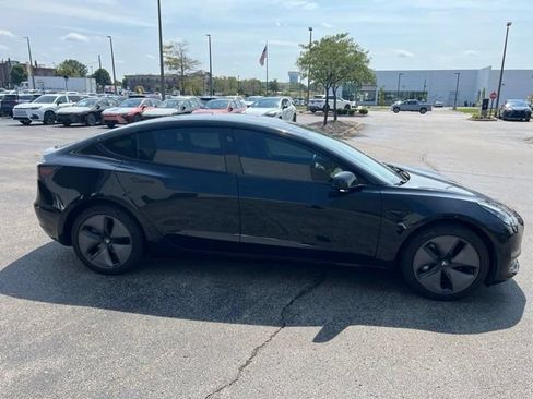 Used 2023 Tesla Model 3 Standard Range RWD image 2