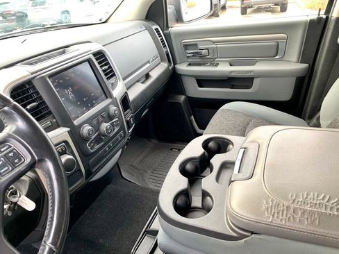 Used 2019 RAM 1500 Big Horn RWD image 37