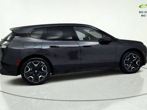 Used 2024 BMW iX xDrive50 w/ Sport Package AWD/4WD image 13