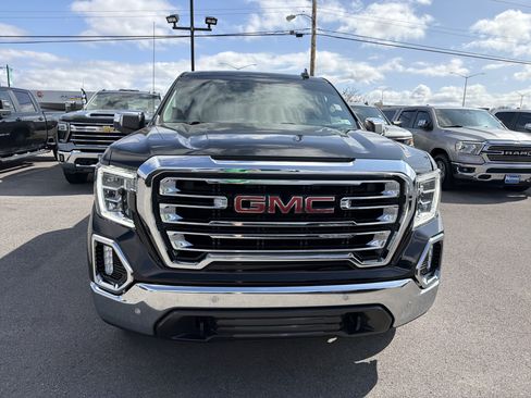 Used 2021 GMC Sierra 1500 SLT w/ SLT Premium Plus Package AWD/4WD image 2