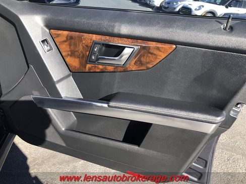 Used 2014 Mercedes-Benz GLK 350 2WD image 21
