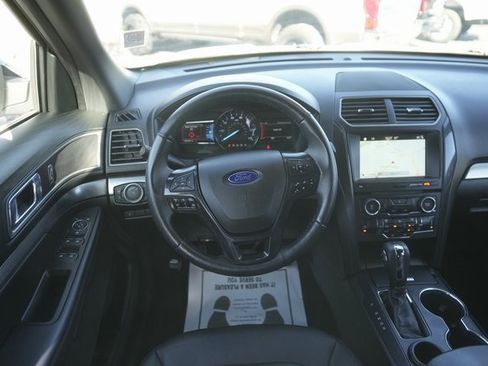 Certified 2018 Ford Explorer XLT w/ Equipment Group 202A image 24